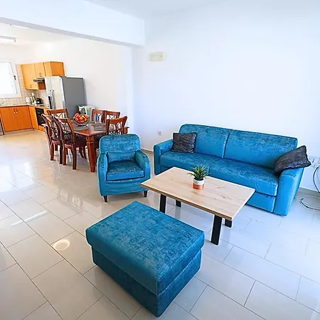 Ocean House Elizabeth, 200m From Sandy Beach, Pool, Children's Playground Paralimni
